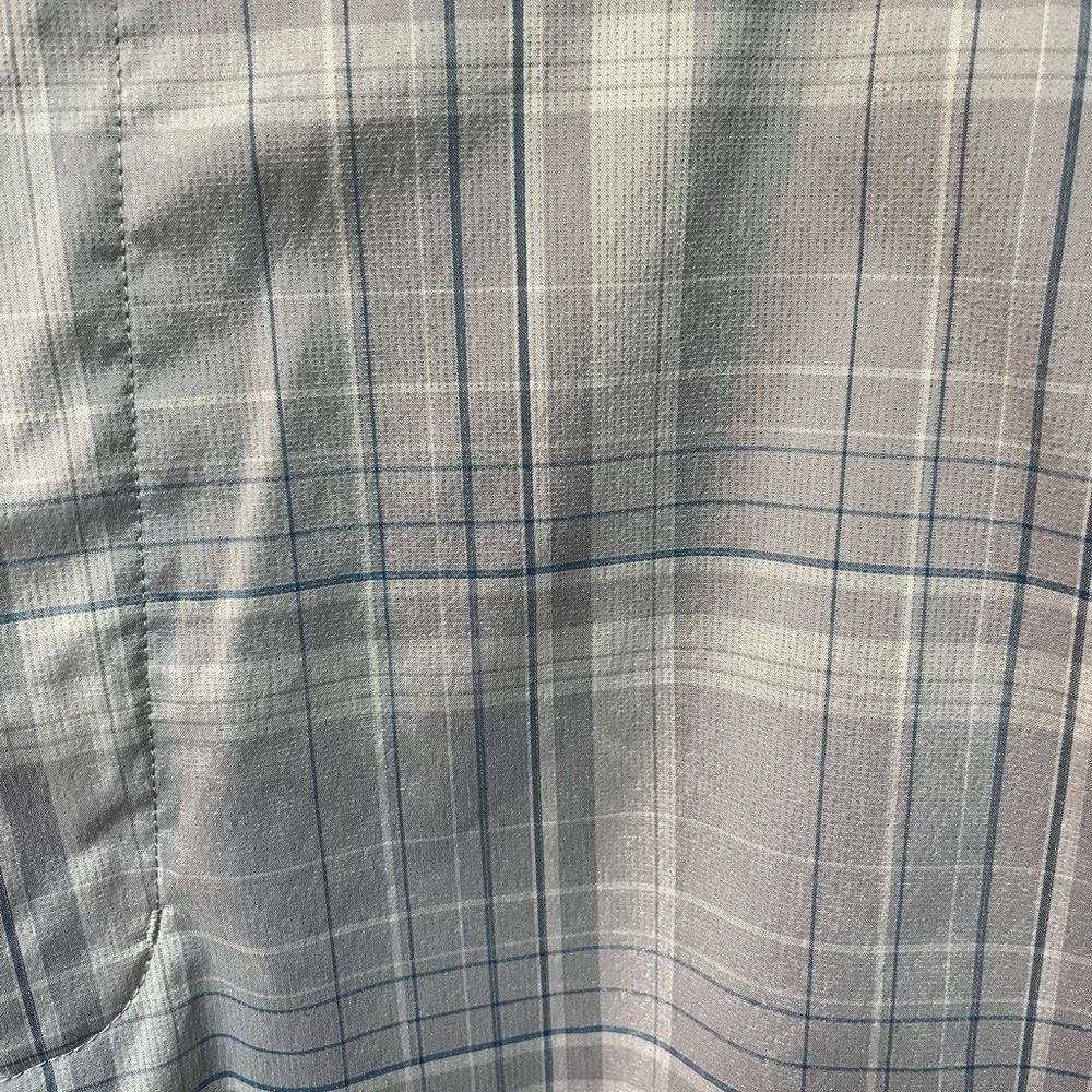 Pebble Beach Men's Gray Checkered Shorts - Picture 2 of 4